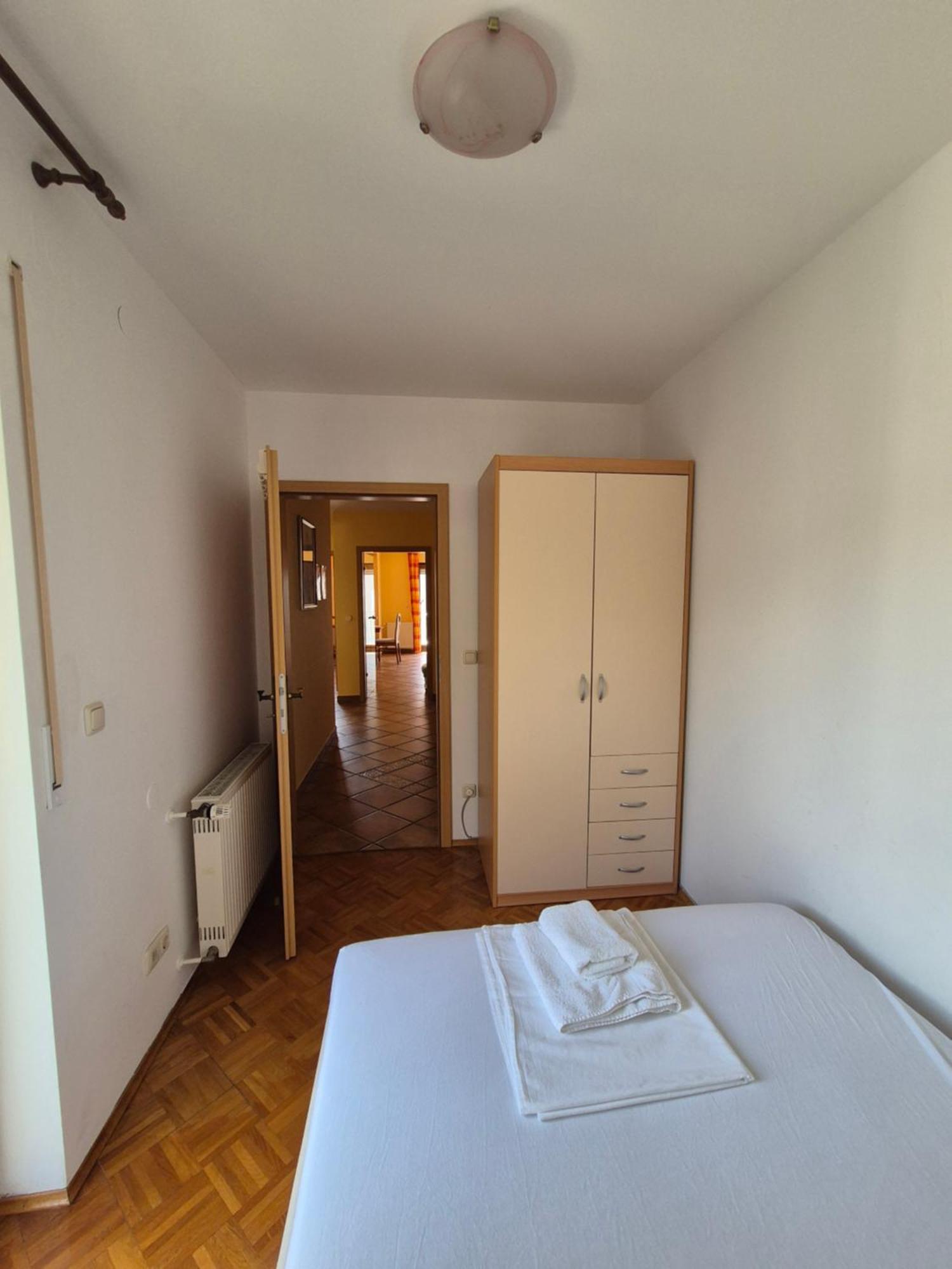 Apartments And Rooms Mamic ドゥギ・ラット エクステリア 写真