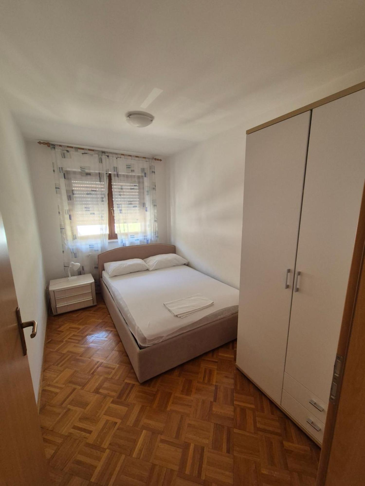 Apartments And Rooms Mamic ドゥギ・ラット エクステリア 写真